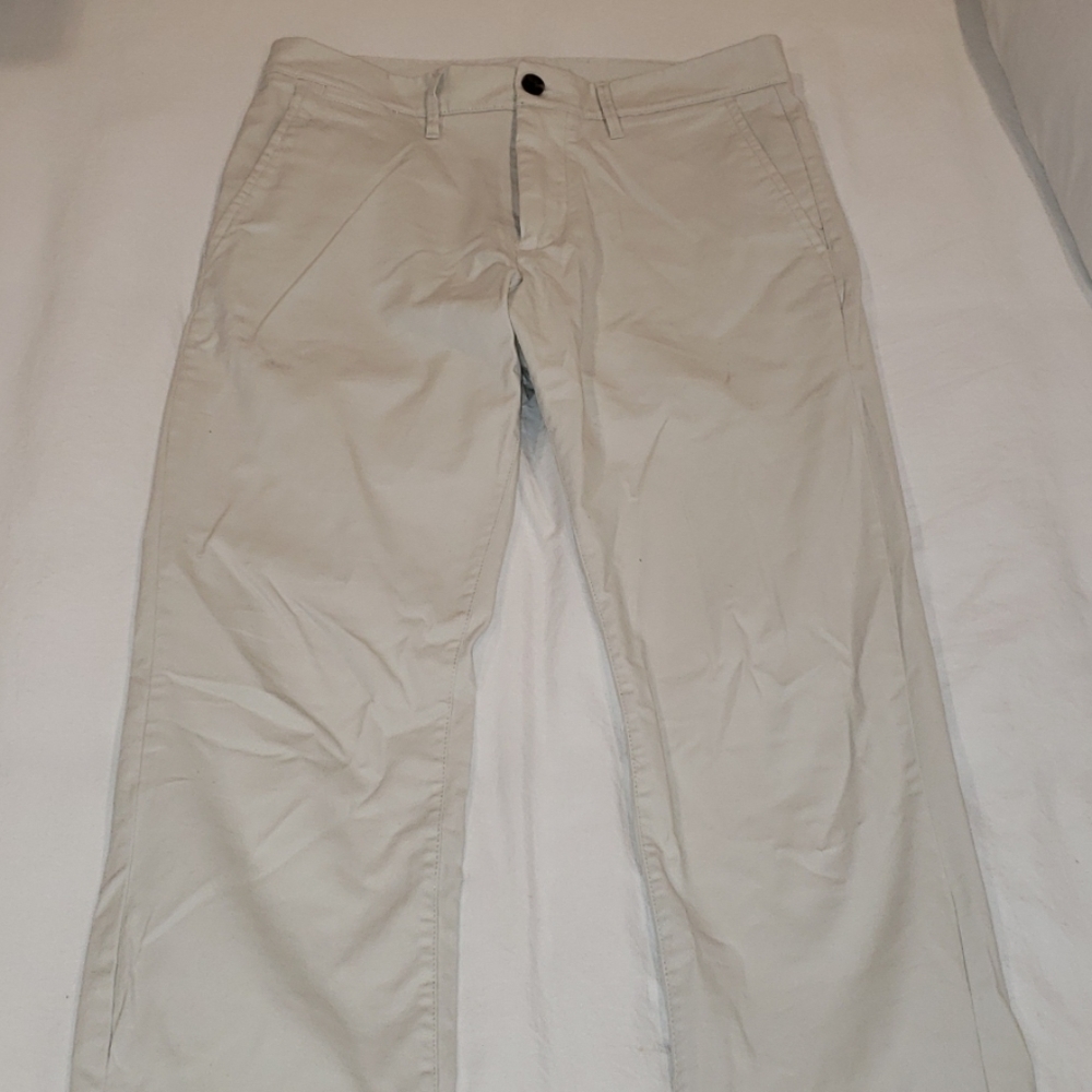 NWOT Slim-fit Cream Chinos